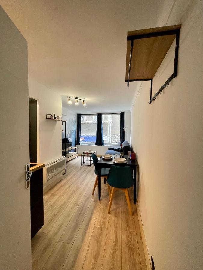 Le Plein Centre Apartment Барселонет Екстериор снимка
